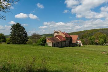 Zemědělská usedlost Lísky, objekt bývalého zámeckého dvora - Prodej zemědělského objektu 350 m², Chvalnov-Lísky