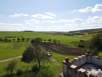 Zemědělská usedlost Lísky, objekt bývalého zámeckého dvora - Prodej zemědělského objektu 350 m², Chvalnov-Lísky