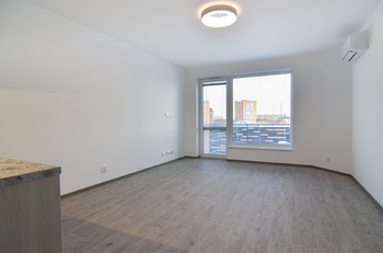 Pronájem bytu 1+kk v osobním vlastnictví 37 m², Břeclav