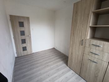 pokoj 3 - Pronájem bytu 4+1 v osobním vlastnictví 85 m², Bílina