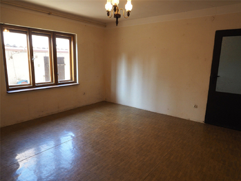 Prodej pozemku 1441 m², Pohořelice