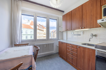 Prodej bytu 3+1 v osobním vlastnictví 76 m², Praha 4 - Michle