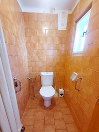 Byt 2+1, toaleta - Prodej domu 245 m², Zašová