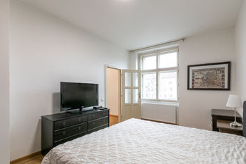 Pronájem bytu 2+1 v osobním vlastnictví 53 m², Praha 2 - Nusle