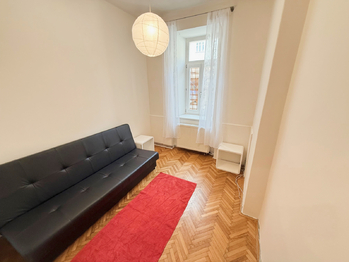 Pronájem bytu 3+kk v osobním vlastnictví 75 m², Praha 7 - Holešovice