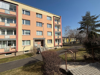 Prodej bytu 1+1 v družstevním vlastnictví 36 m², Bystřany