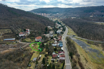 Prodej pozemku 1750 m², Louka u Litvínova