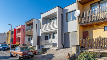 Prodej domu 185 m², Blíževedly