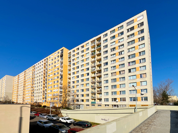 Prodej bytu 1+kk v osobním vlastnictví 30 m², Praha 4 - Chodov