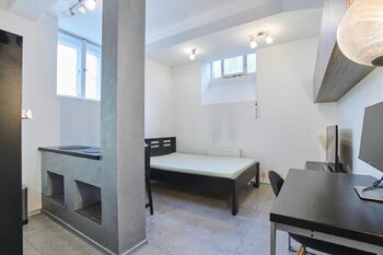 Prodej bytu 1+kk v osobním vlastnictví 24 m², Praha 8 - Libeň