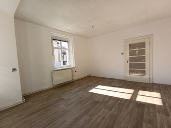 pokoj 1 - Pronájem bytu 3+1 v osobním vlastnictví 85 m², Teplice