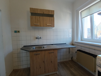 kuchyně - Pronájem bytu 3+1 v osobním vlastnictví 85 m², Teplice