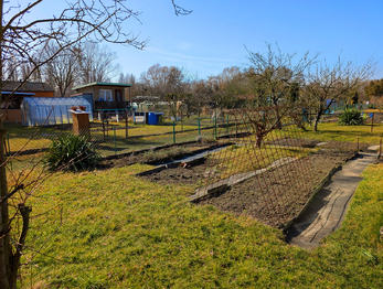 Prodej pozemku 299 m², Pardubice