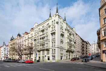 Prodej bytu 2+kk v osobním vlastnictví 53 m², Praha 10 - Vršovice