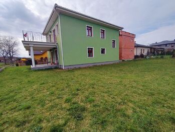 Pronájem bytu 1+kk v osobním vlastnictví 38 m², Bašť