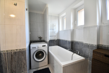 Pronájem bytu 2+1 v osobním vlastnictví 60 m², Chrudim
