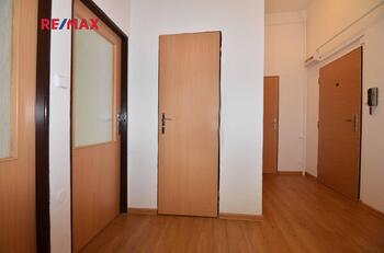 Pronájem bytu 2+kk v osobním vlastnictví 53 m², Praha 10 - Strašnice