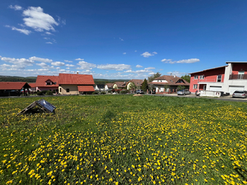 Prodej pozemku 930 m², Svinaře