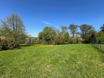 Prodej pozemku 1774 m², Svinaře
