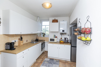 Kuchyně - Prodej bytu 3+1 v osobním vlastnictví 77 m², Roudnice nad Labem