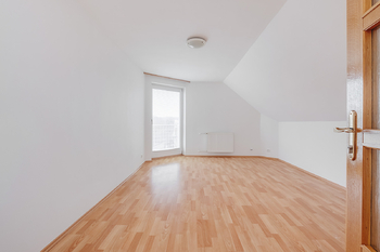 Prodej domu 331 m², Praha 4 - Braník