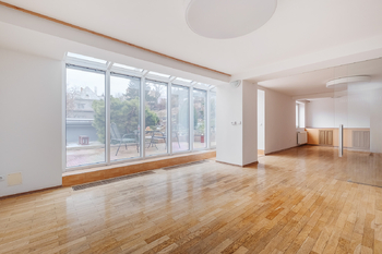 Prodej domu 331 m², Praha 4 - Braník