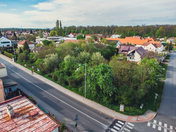 Prodej pozemku 2143 m², Praha 9 - Satalice