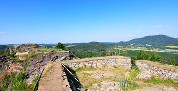 Prodej pozemku 1124 m², Třebušín