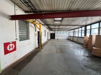 Pronájem skladovacích prostor 700 m², Beroun