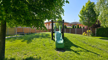 Prodej domu 151 m², Obříství