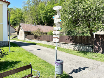 Prodej pozemku 1606 m², Český Šternberk