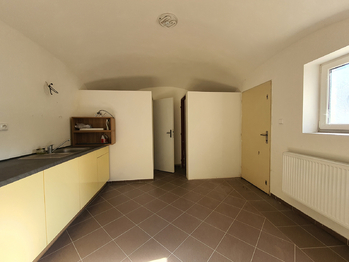 Pronájem obchodních prostor 73 m², Hustopeče