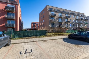 Pronájem bytu 1+kk v osobním vlastnictví 32 m², Hostivice