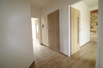 Chodba - Pronájem bytu 3+kk v osobním vlastnictví 58 m², Praha 5 - Zličín