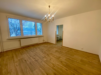 Obývací pokoj - Pronájem bytu 3+1 v osobním vlastnictví 74 m², Zlín 