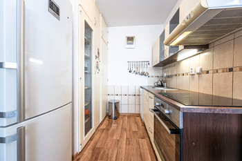 Prodej bytu 2+kk v osobním vlastnictví 42 m², Praha 8 - Bohnice