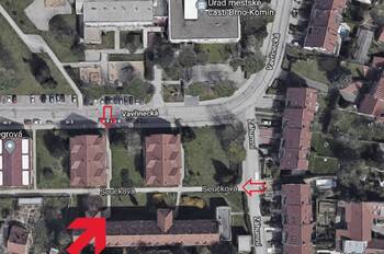 přístup k bytu (pouze pěší) - Pronájem bytu 1+kk v osobním vlastnictví 29 m², Brno