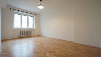 Pronájem bytu 2+1 v družstevním vlastnictví 60 m², Praha 5 - Hlubočepy