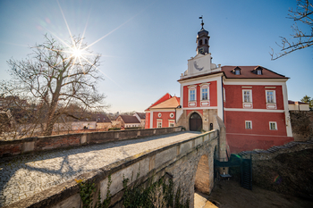 Škvorecký zámek - Prodej domu 85 m², Škvorec