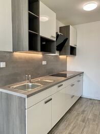 Pronájem bytu 1+kk v osobním vlastnictví 42 m², Praha 4 - Chodov