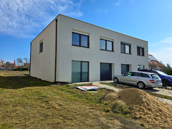 Prodej domu 170 m², Kovalovice