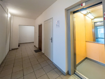 Pronájem bytu 2+1 v osobním vlastnictví 61 m², Praha 4 - Kamýk