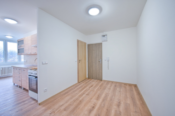 Pronájem bytu 2+1 v osobním vlastnictví 62 m², Aš