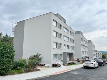Prodej bytu 1+kk v osobním vlastnictví 50 m², Praha 4 - Modřany