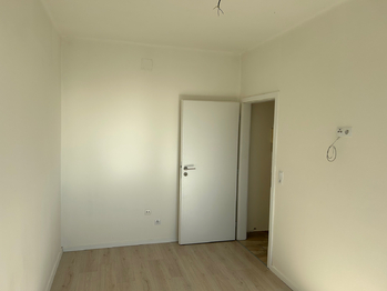 pokoj 2 - Prodej bytu 2+kk v osobním vlastnictví 40 m², Příbram