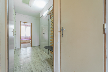 Prodej bytu 2+kk v osobním vlastnictví 40 m², Praha 9 - Prosek