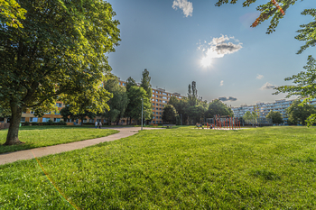 Prodej bytu 2+kk v osobním vlastnictví 40 m², Praha 9 - Prosek