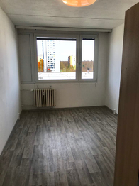 Pronájem bytu 3+1 v družstevním vlastnictví 77 m², Praha 4 - Modřany