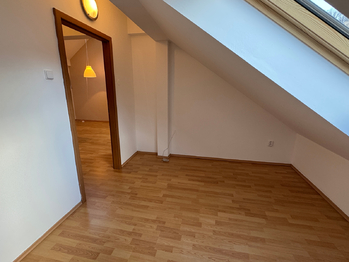 Pronájem bytu 2+kk v osobním vlastnictví 50 m², Praha 5 - Smíchov