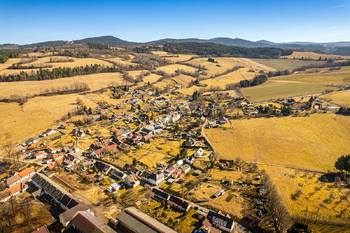 širší vztahy - Prodej domu 88 m², Dlouhá Ves